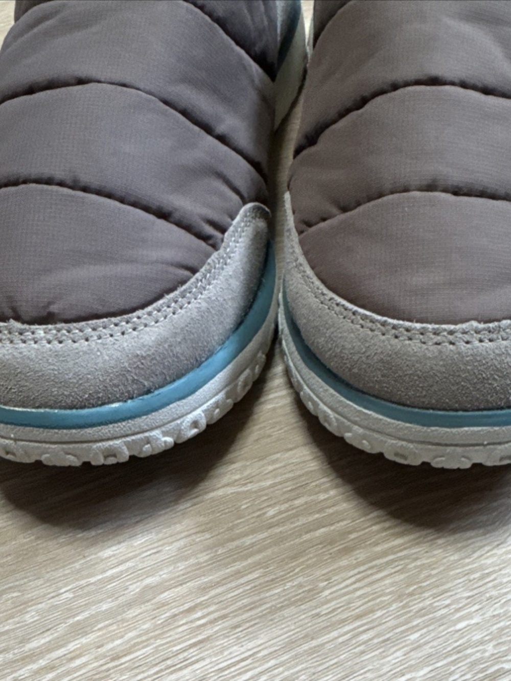 🏔️ L.L.Bean Mountain Classic Quilted Slides | Women’s 10M | Brown, Gray & Blue - Picture 4 of 9